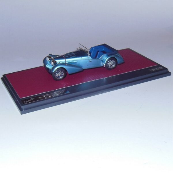 Matrix MX40205-101 Bugatti T57 Roadster Vanden Plas Open Blue 1938