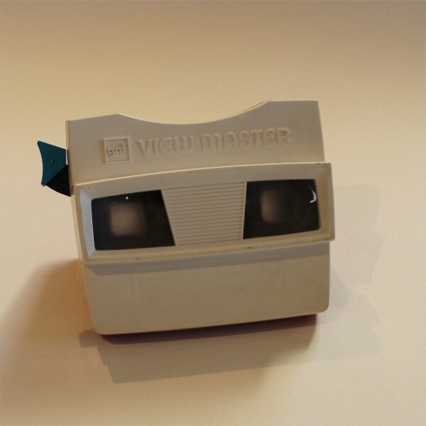 GAF View-Master Hand-held 1970's Two Tone Viewer