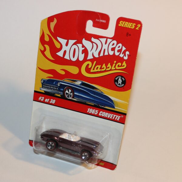 Hot Wheels No 3 of 30 Classic 65 Chevrolet Corvette Open Top Violet
