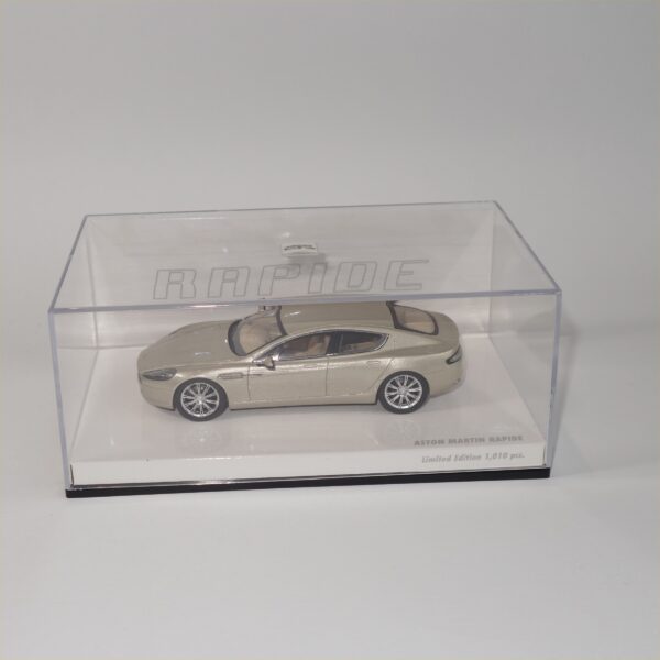 Minichamps Aston Martin Rapide Silver Blonde